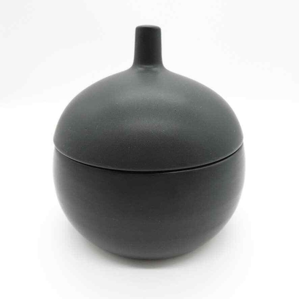 ZODAX Bodega Ceramic Candle Large Black Lemon Blackberry Musk 16.7oz 50hr NIB - Picture 5 of 11